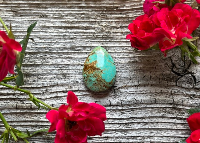 Kingman Turquoise Teardrop Cabochon - Lucky Calico Gem & Jewelry Co.